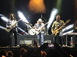 Weezer plays Musikfest in Bethlehem, Pennsylvania, August 2019