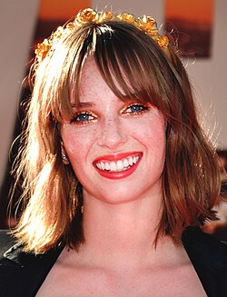 Maya Hawke in 2019