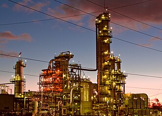 Chevron's El Segundo refinery, among its largest refining facilities