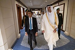 Tamin with British Prime Minister Rishi Sunak, 20 October 2023