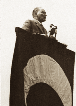 Atatürk at the opening of the Türkkuşu flight school in Etimesgut on 3 May 1935