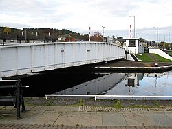 Muirtown swing bridge