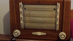 Tesla Máj 623A, Short-long-medium wave tube receiver from Czechoslovakia, c. 1956/57