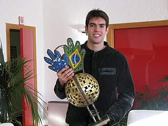 Kaká holding the 2008 Samba Gold