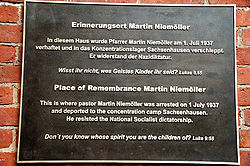 Plaque recalling the arrestment of Martin Niemöller