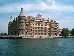 Haydarpaşa station