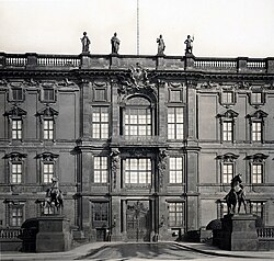 Berlin Palace, Portal IV. From the large window directly above the gate, Liebknecht proclaimed the socialist republic.