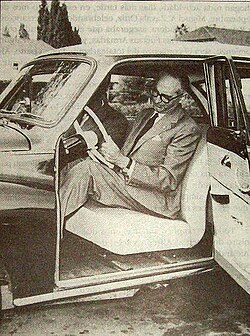 The president testing an Argentina built DKW Auto Union 1000.