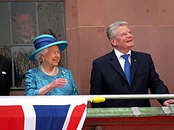 Gauck with Queen Elizabeth II at Römer, Frankfurt, during the 2015 royal visit to Germany
