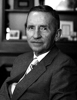 Ross Perot was an early proponent of radical centrism.