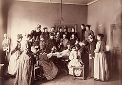 Anatomy teaching with female students, 1891–1893