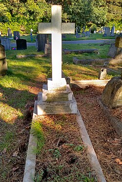 Grave in East Sheen Cemetery