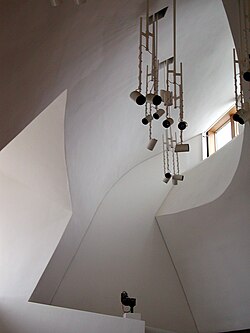 The Committee Rooms of the Scottish Parliament reflect the unique architectural style of Miralles, which has won much critical acclaim.
