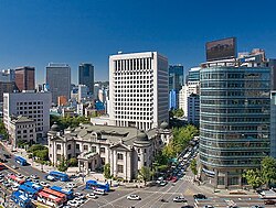 The Bank of Korea is seated in Sogong-dong of Jung District, composing financial district of Downtown Seoul.