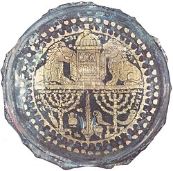 Jewish ritual objects in 2nd-century gold glass from Rome