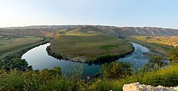 Tigris River as it flows through the valley of Êlih-Hafizbiniyan