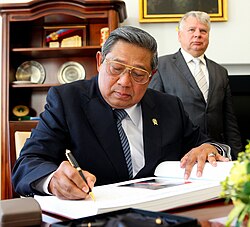 Yudhoyono in the Polish Senate, September 2013