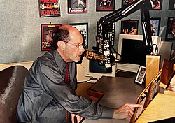 Kushner broadcasting after 9/11 attacks on his show on 77 TalkRadio WABC