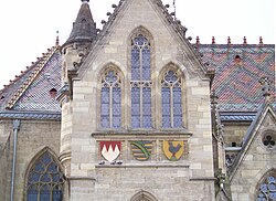 The Franconian Rake may be used as an indicator of whether a place is part of Franconia.Here: the vestry of Meiningen's municipal church in South Thuringia. The Franconian Rake may be seen on the left.