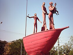 A sculpture symbolizing first Italian immigrants' arrival to Resistencia, Chaco