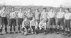 In the 1930s, Athletic Bilbao won four leagues and four cups in just six years. In the image, the 1930–31 La Liga winning team.
